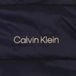 Calvin Klein Golf Weste Somme Valley Hybrid, Blau 12 Calvin Klein Golf Weste Somme Valley Hybrid, Blau -Polo und Mütze calvin klein golf weste somme valley hybrid blau blau 5059814 5 1280x1280