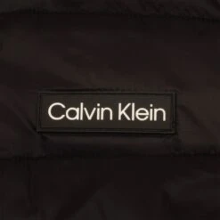 Calvin Klein Golf Weste Somme Valley Hybrid, Schwarz -Polo und Mütze calvin klein golf weste somme valley hybrid schwarz schwarz 5059814 5 1280x1280