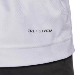 Nike Golf Layer Dri-FIT ADV Tour, Lila -Polo und Mütze nike golf layer dri fit adv tour lila blau 5060476 5BnUnnapw9Uj9W 1280x1280